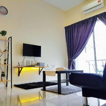 Puchong Skypod 10 Pax Ioi Mall Cozy Apartment Buitenkant foto